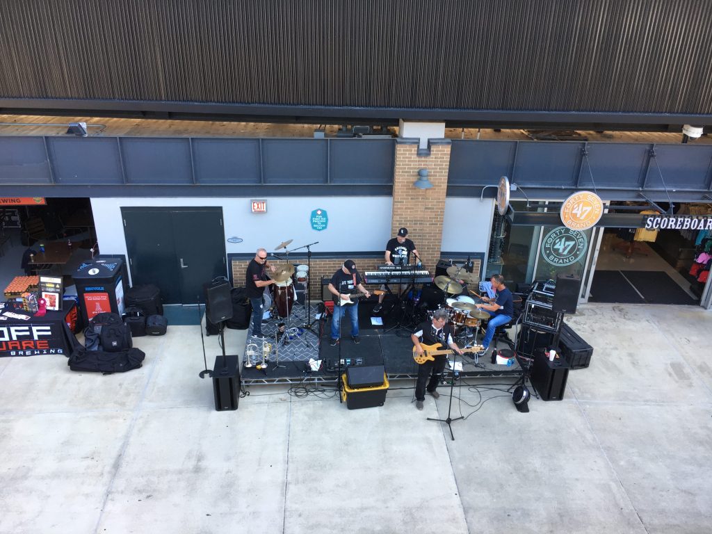 chisox craft beer festival band