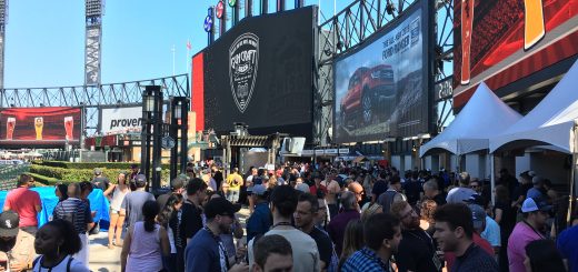 chisox craft beer festival crowd